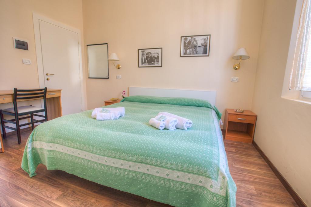 Hotel Villa Maria Rimini Room photo