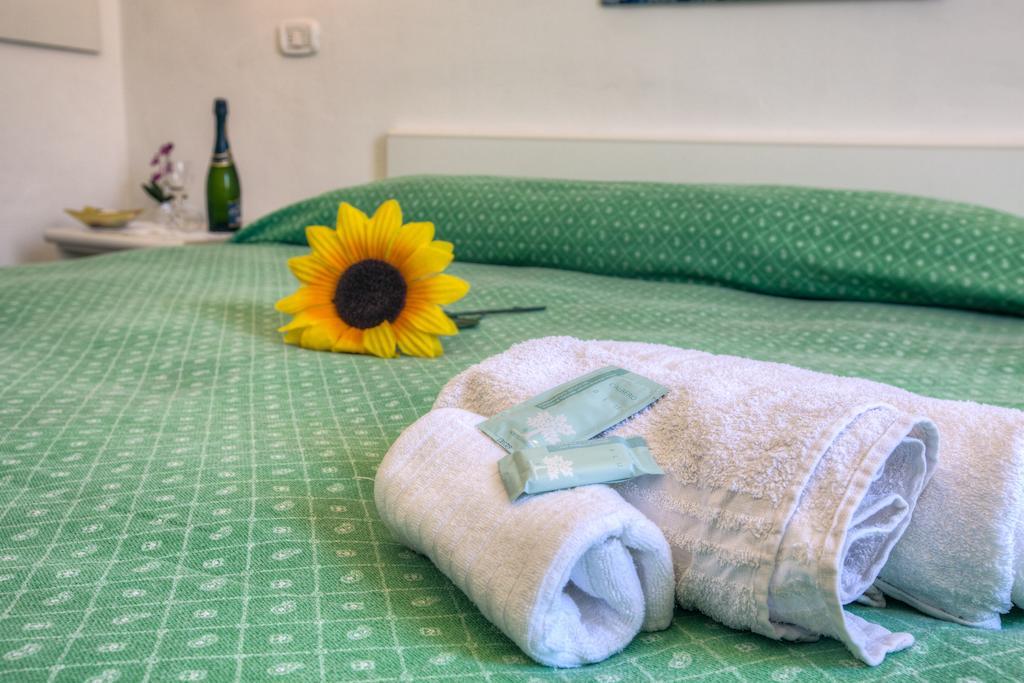 Hotel Villa Maria Rimini Room photo
